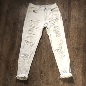 Forever 21 Distressed Boyfriend Jeans